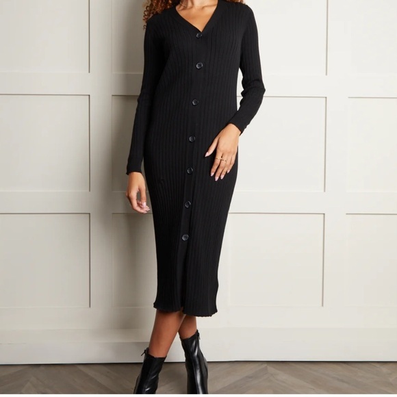 Z Supply Dresses & Skirts - Z Supply Black Ribbed Button-Front Midi Dress